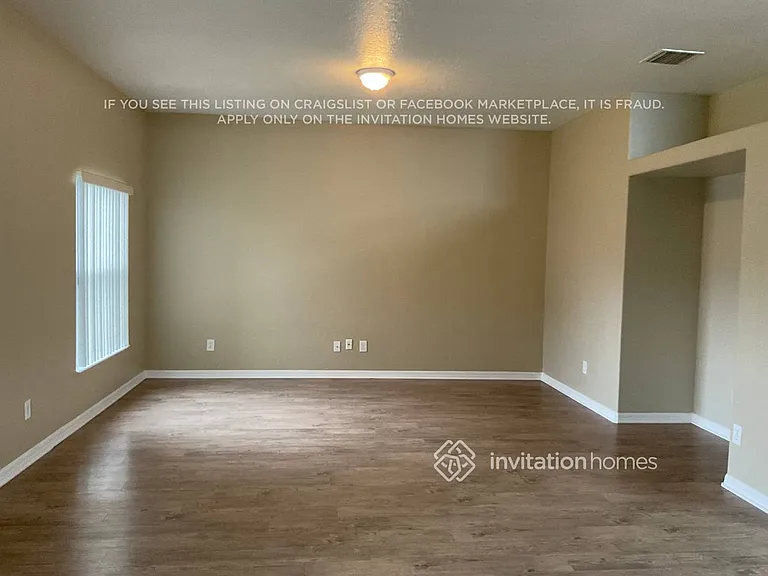 412 Commodore Ave NW — Photo 7
