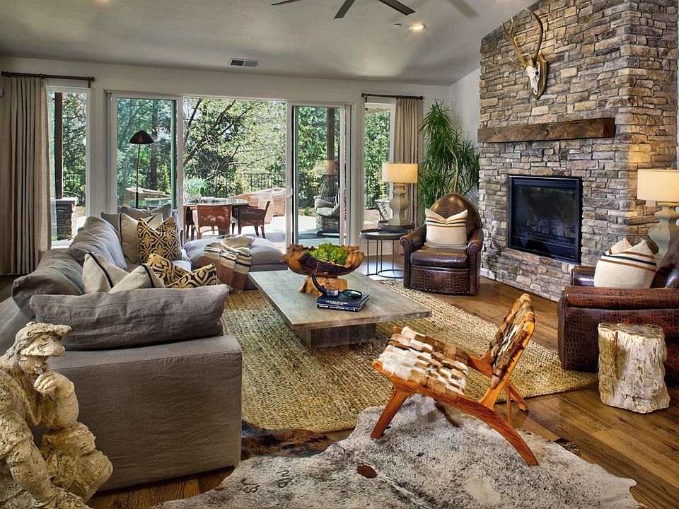 2nd image of 17370 Winchester Club Dr