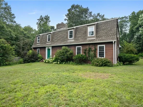 145 Stonewall Drive, Hamden, CT 06518