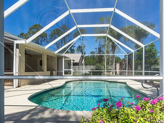 3rd image of 38 Woodholme Ln