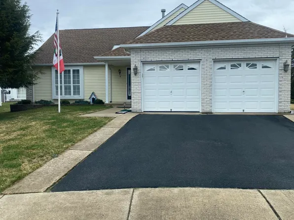 5 Corfu Court, Toms River, NJ 08757