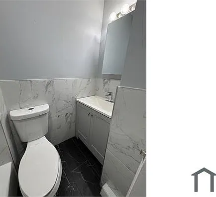 113 Webster Ave #3R — Photo 7