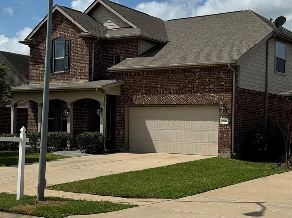 17911 Shadow Oak Dr, Cypress, TX 77429