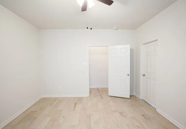 128 Tennyson St — Photo 32