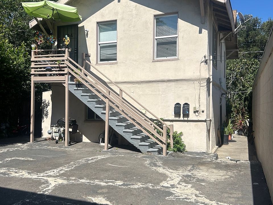 2nd image of 485 E Washington Blvd #0