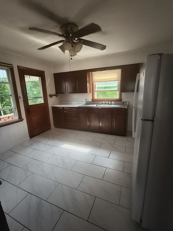 8496 Persimmon Grove Pike - Property Image