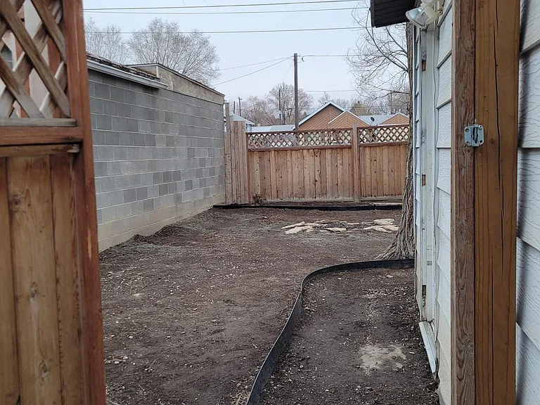 1020 7th St — Photo 31