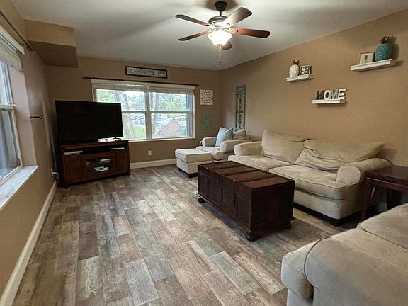 4th image of 8125 Sedgewick Court #25c