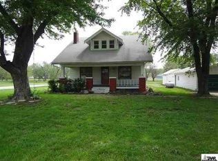 224 N Main St, Riley, KS 66531