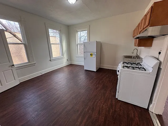 1044 Rosemont Ave — Photo 13
