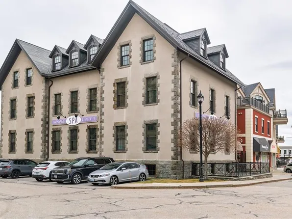 1000 Chapel View Blvd Unit 312, Cranston, RI 02920