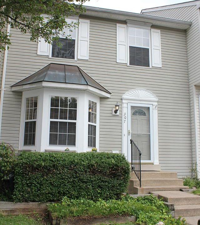 1st image of 307 Kings Crest Dr
