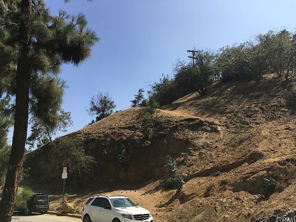 1st image of 2323 Lyric Ave