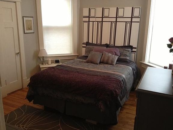 5th image of 5927 Kingsbury Ave #3