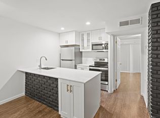 2121 Fountain View Dr APT 61D, Houston, TX 77057