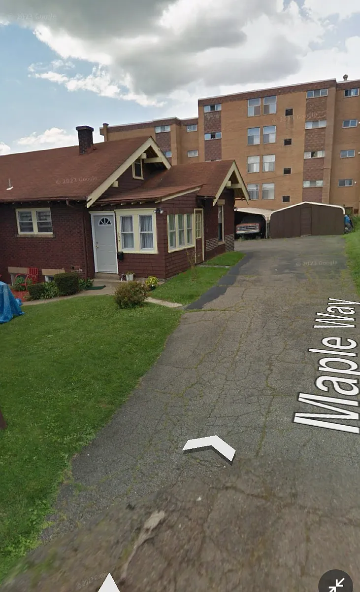 Building Photo - 277 Freeport Rd