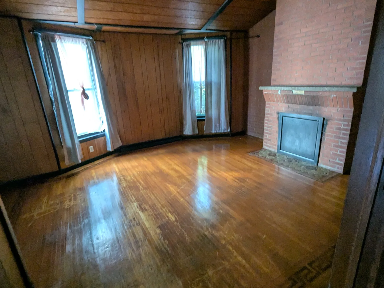 3 bed, 1150 sqft, $1,600 — Photo 3