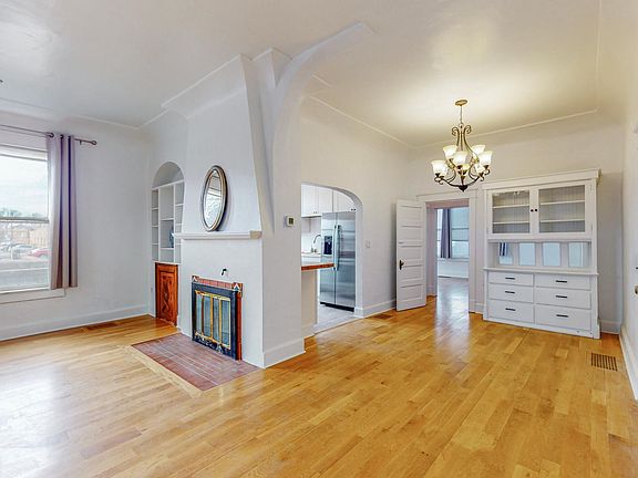 5th image of 315 10th St NW APT 1