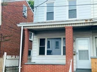 23 Elm St, Trenton, NJ 08611