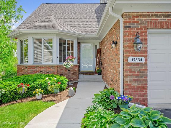 2nd image of 17534 W Windhaven Ct