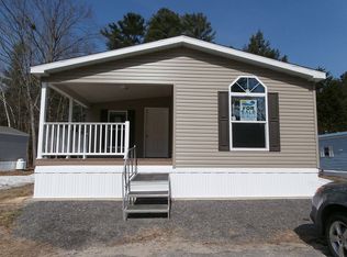 78 Maple Dr, Gorham, ME 04038