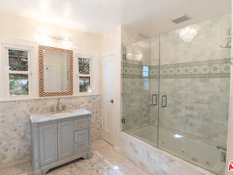 552 Wilcox Ave — Photo 20