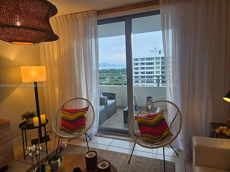5555 Collins Ave #16W — Photo 17