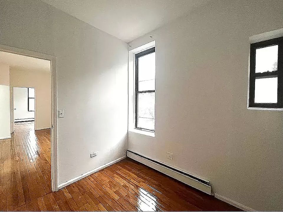 1st image of 370 W 52nd St #3995