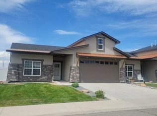 2123 Oregon St, Montrose, CO 81401