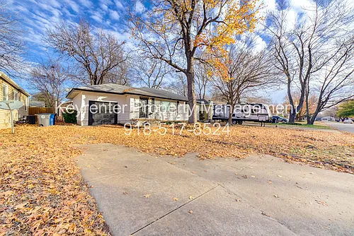 4055 E 25th Pl Photo 1