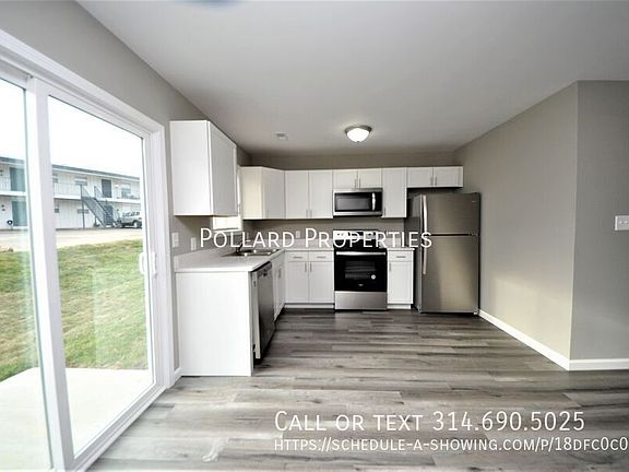 2nd image of 210 Arlington Way #E