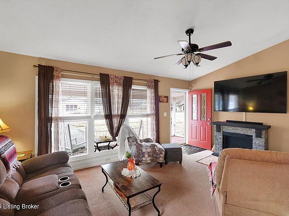 5th image of 13213 Forge Cir