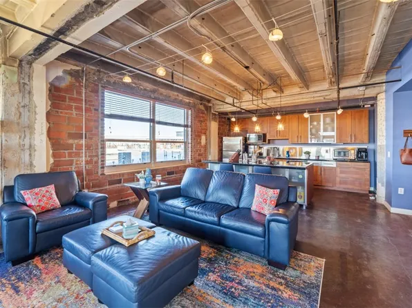 112 11th St APT 305, Des Moines, IA 50309