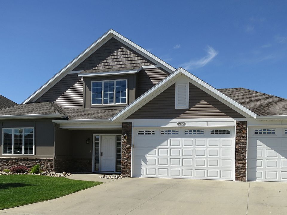 1st image of 730 Villa Park Way