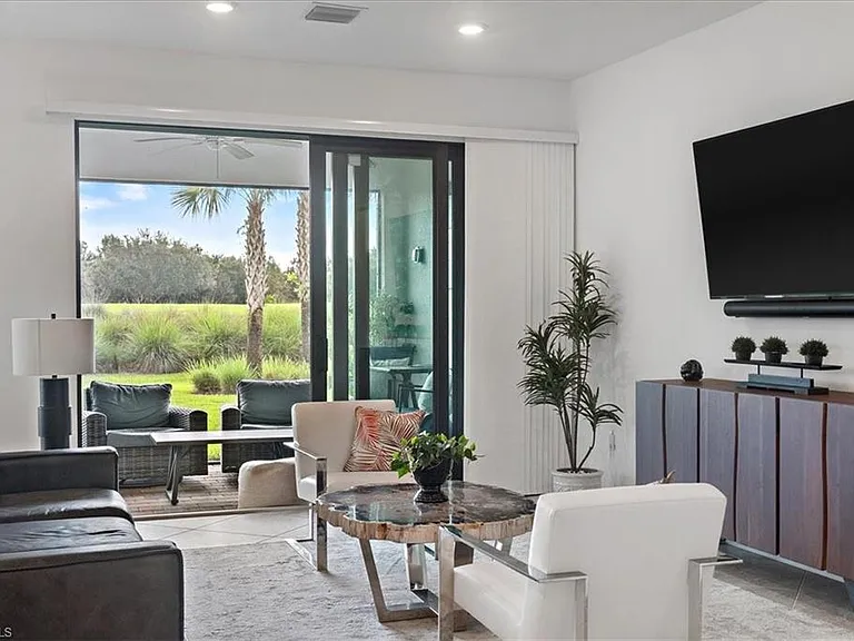 5644 Celebration Dr — Photo 10