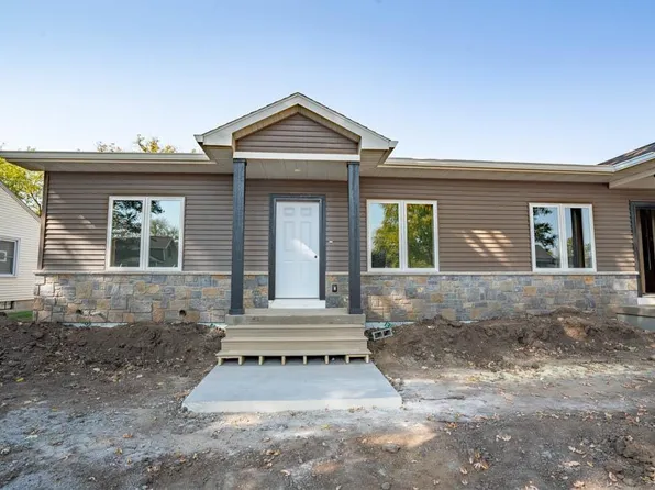 627 4th St #S, Dike, IA 50624