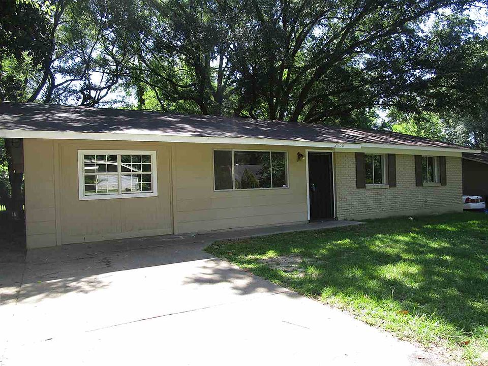 1st image of 2958 Kentwood Dr
