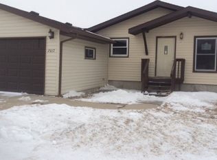2017 N Waldron St, Fort Pierre, SD 57532