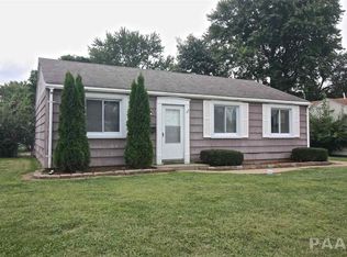 1018 Lincoln Rd, Marquette Heights, IL 61554