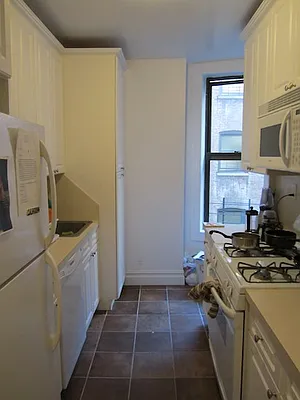 Rented by Stonecrest Realty | media 3