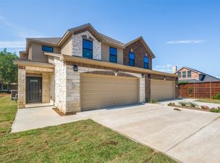 77 Northfield Dr, Hickory Creek, TX 75065