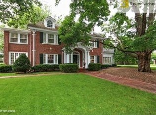 841 Westover Rd, Kansas City, MO 64113