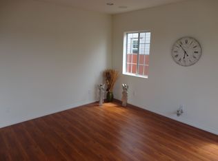 721 W Spruce St, Compton, CA 90220