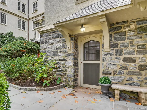 1 Rivermere #I, Bronxville, NY 10708