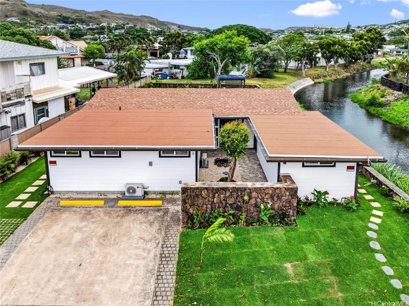 743 Akumu St, Kailua, HI 96734