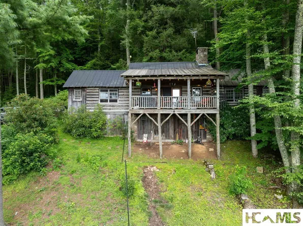 568 Panther Mountain Road, Highlands, NC 28741