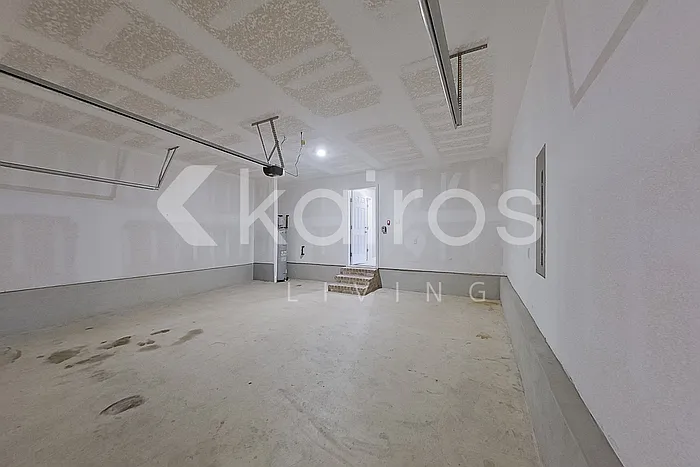 4816 Malay Cir — Photo 22