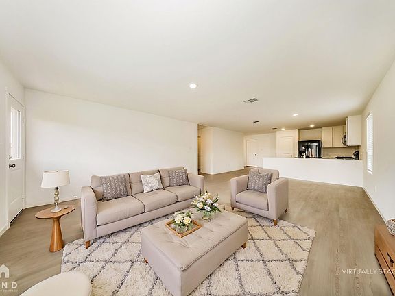 2nd image of 3709 Montage Blvd