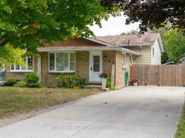 761 Arlington St, Saugeen Shores, ON N0H 2C4