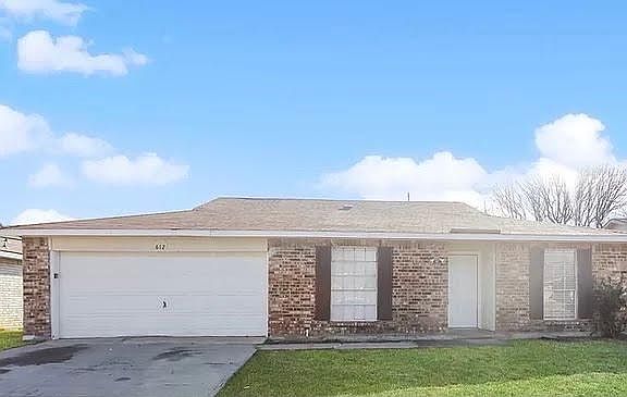 1st image of 6121 Coolwood Ln